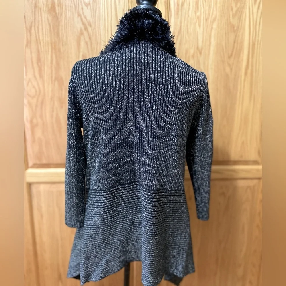 Lauren Michelle-Medium silver threads sweater w/black faux fur trim. EUC!! - Picture 6 of 12